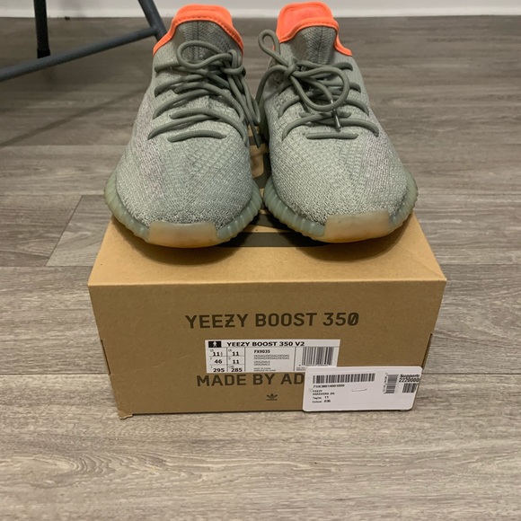Yeezy 350 Boosts Desert Sage sz 11.5